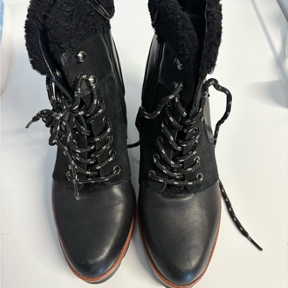 Naturalizer boots